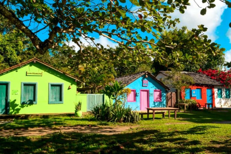 Trancoso, Bahia: O Encanto da Vida Noturna e dos Passeios Deslumbrantes