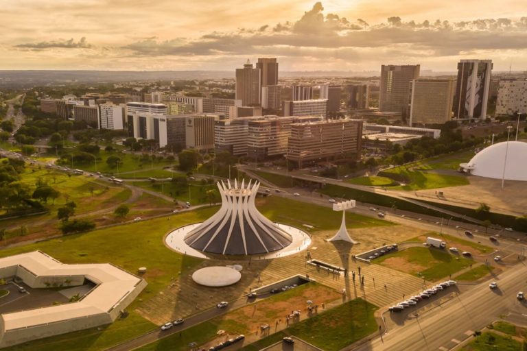 Morar e Visitar Brasília, Distrito Federal: A Experiência na Capital do Brasil